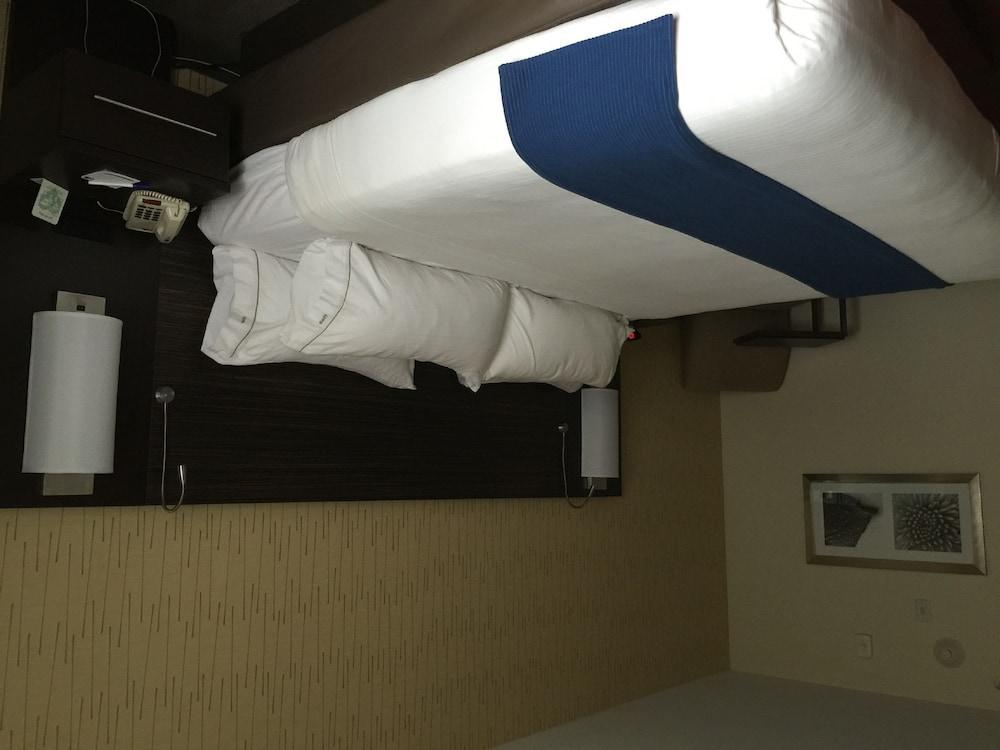 Holiday Inn Express And Suites - Bradford By Ihg Luaran gambar