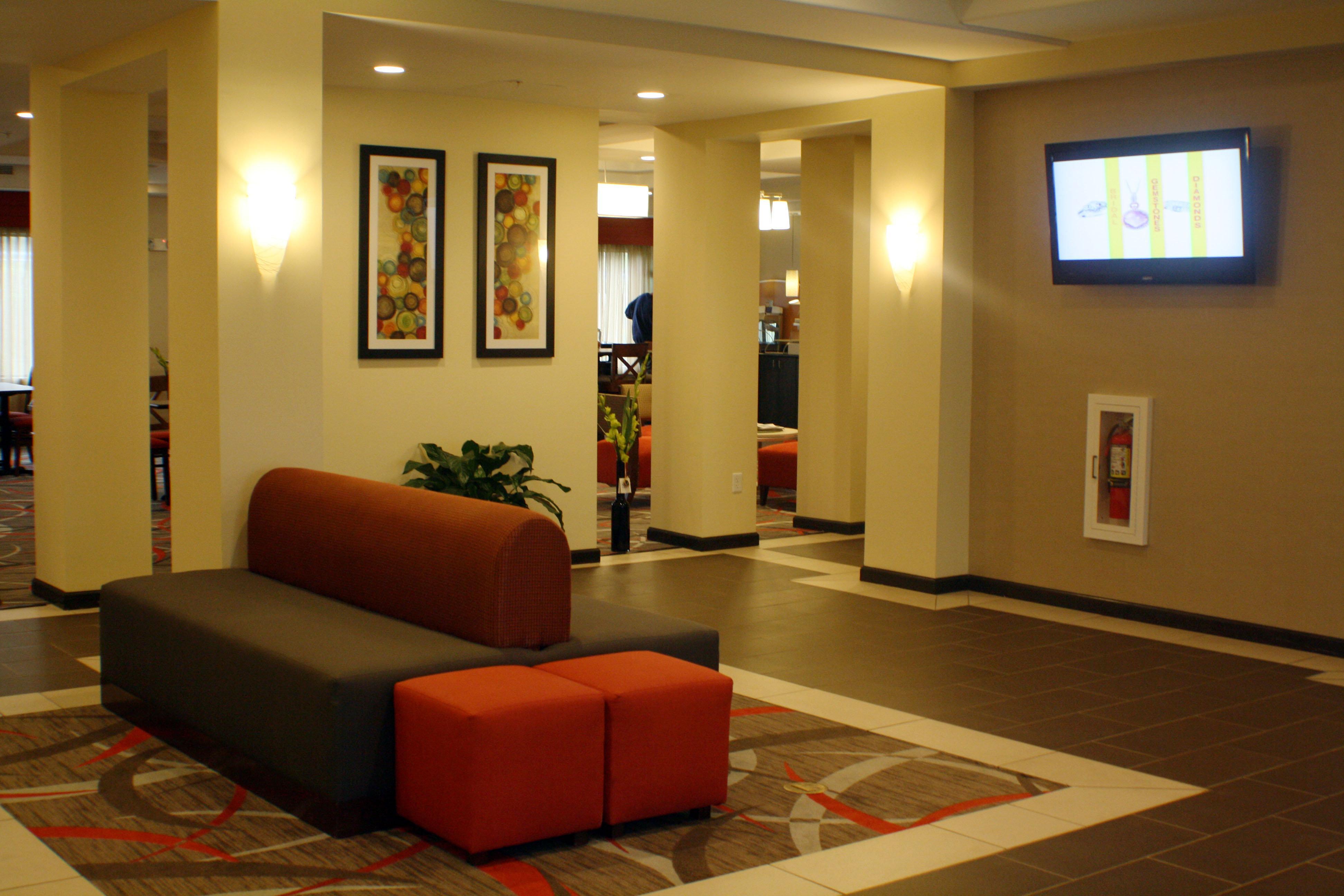 Holiday Inn Express And Suites - Bradford By Ihg Dalaman gambar