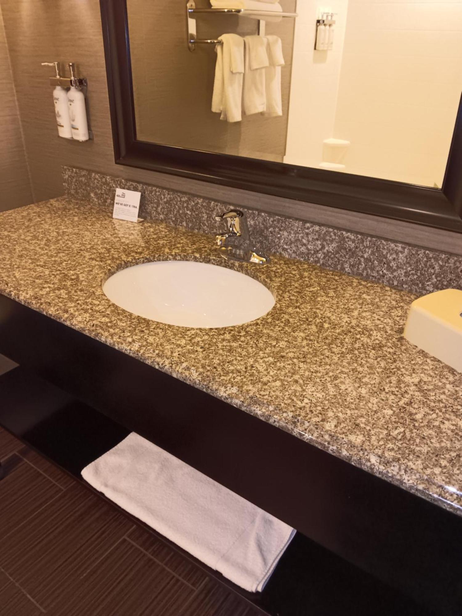Holiday Inn Express And Suites - Bradford By Ihg Luaran gambar