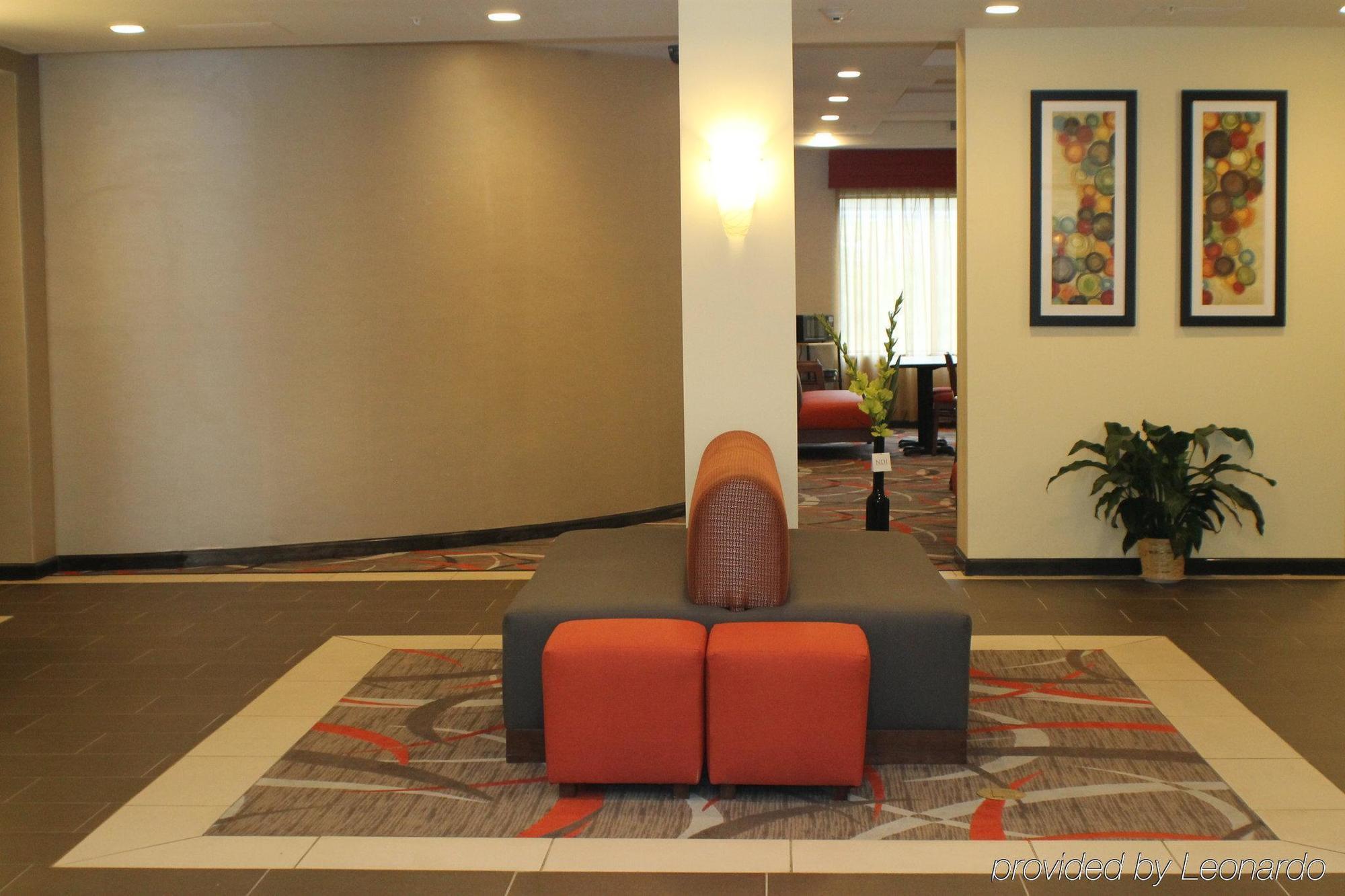 Holiday Inn Express And Suites - Bradford By Ihg Dalaman gambar